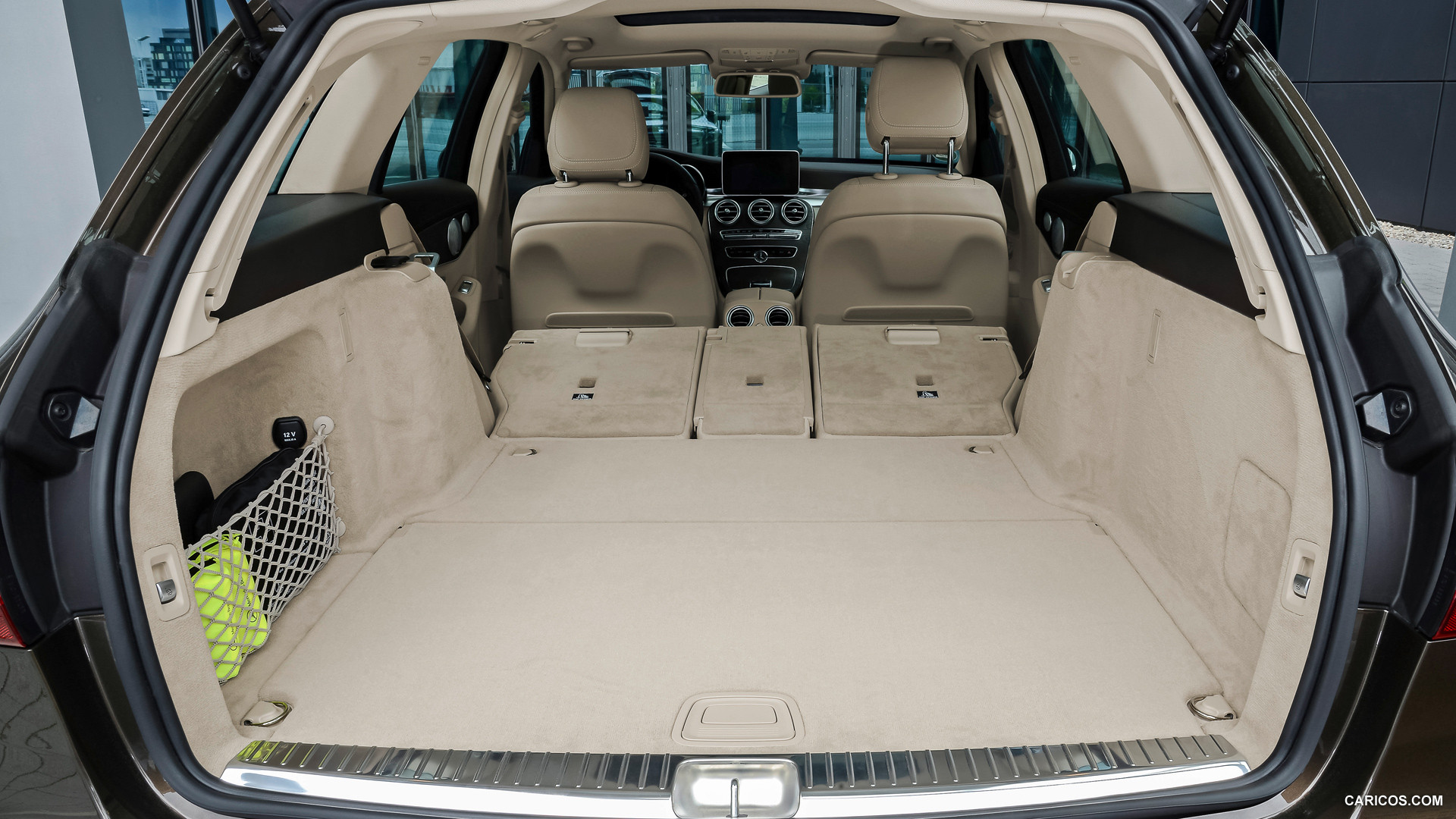 2015 Mercedes-Benz C-Class C 200 Estate (Exclusive, Leather Beige) - Trunk, #155 of 173