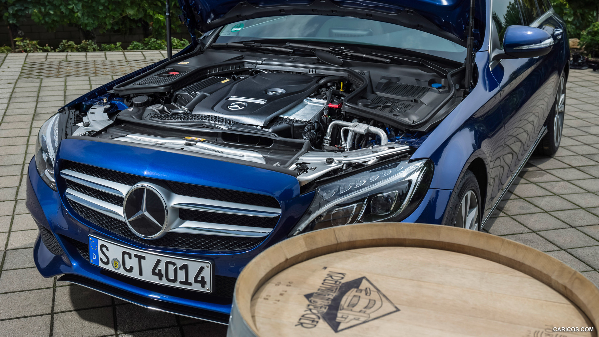 2015 Mercedes-Benz C-Class C 250 Estate (Avantgarde, Brilliant Blue) - Engine, #170 of 173