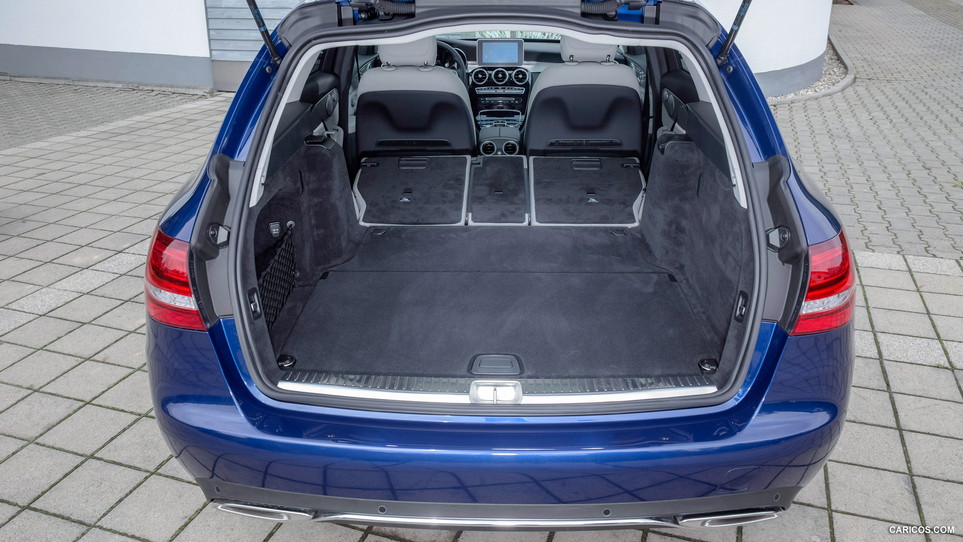 2015 Mercedes-Benz C-Class C 250 Estate (Avantgarde, Brilliant Blue) - Trunk, #172 of 173