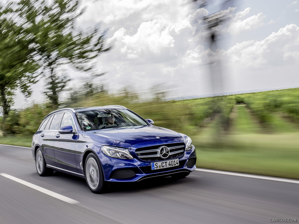 2015 Mercedes-Benz C-Class C 250 Estate (Avantgarde, Brilliant Blue) - Front