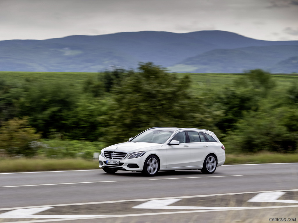 2015 Mercedes-Benz C-Class C 250 Estate (Exclusive, Diamond White) - Front