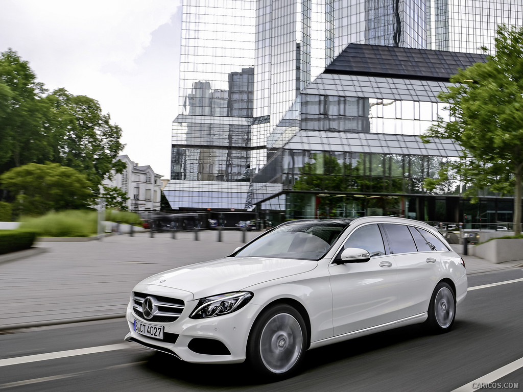 2015 Mercedes-Benz C-Class C 300 BlueTEC HYBRID Estate (Avantgarde, Designo Diamond White) - Front