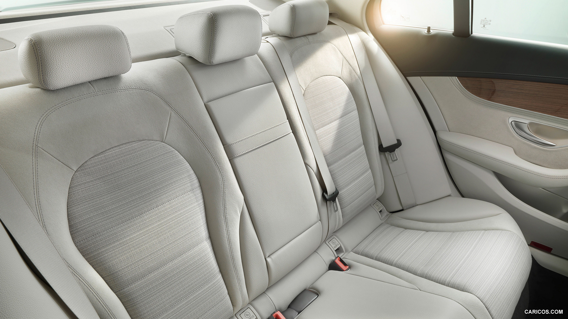 2015 Mercedes-Benz C-Class C 300 BlueTEC HYBRID Exclusive Line - Interior Rear Seats, #43 of 181