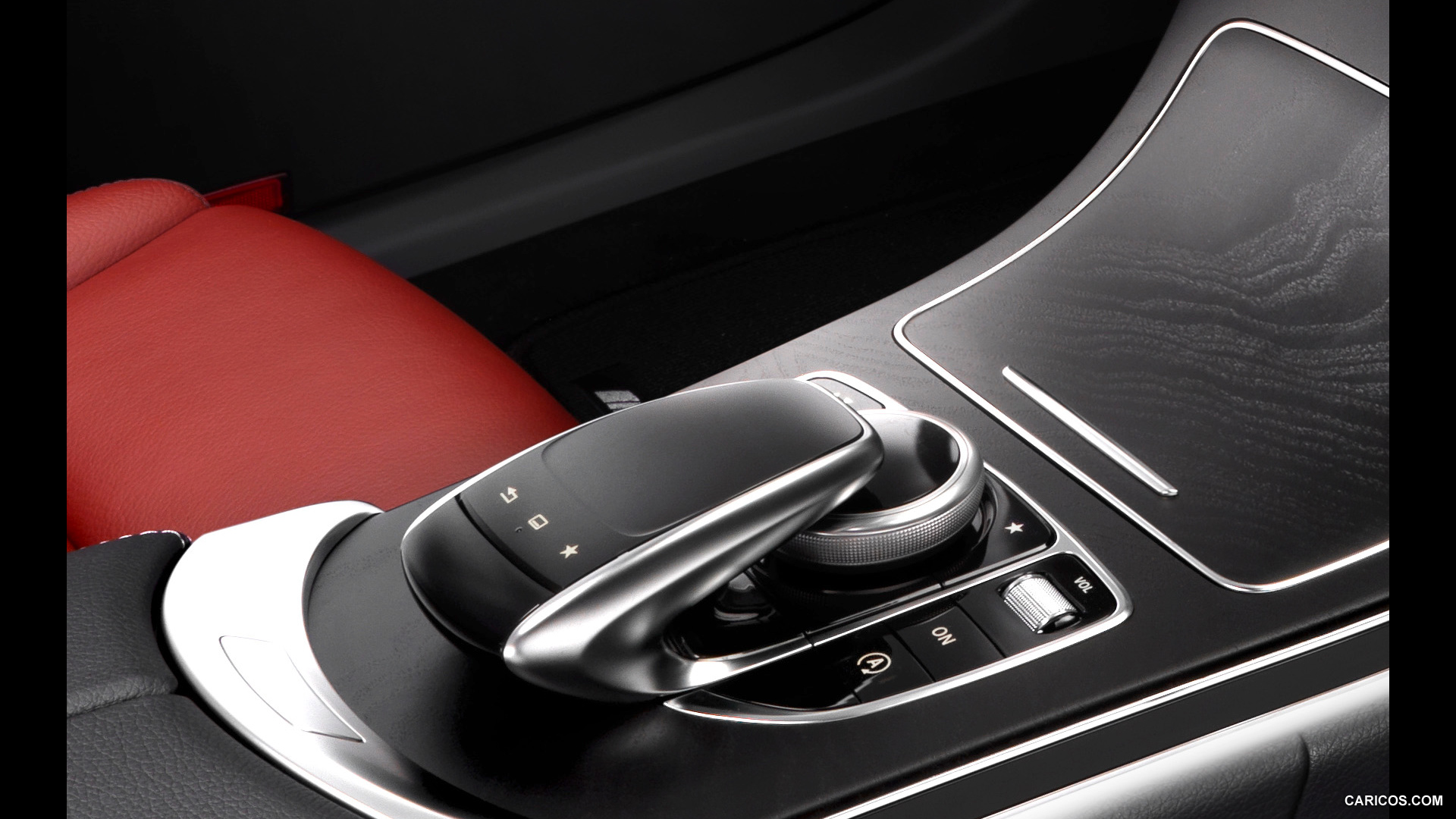 2015 Mercedes-Benz C-Class C250 AMG Line Avantgarde - Touchpad - Interior Detail, #58 of 181