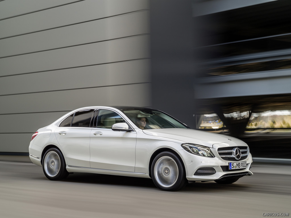 2015 Mercedes-Benz C-Class C250 BlueTEC (Avantgarde) - Side