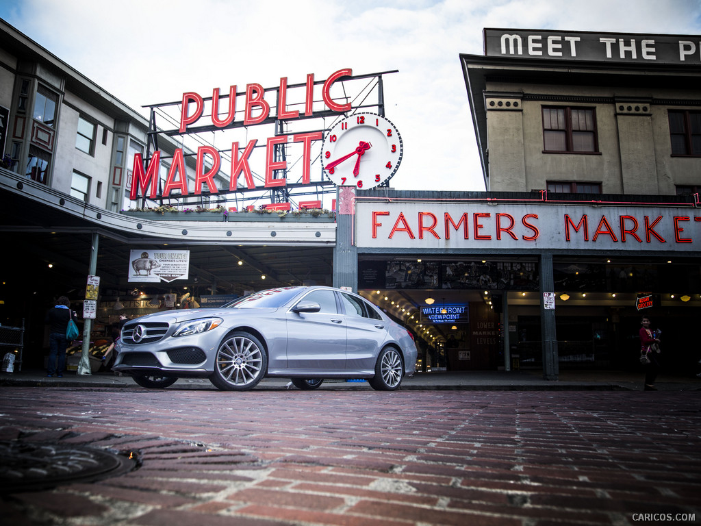 2015 Mercedes-Benz C-Class C300 4MATIC (US-Spec)  - Front