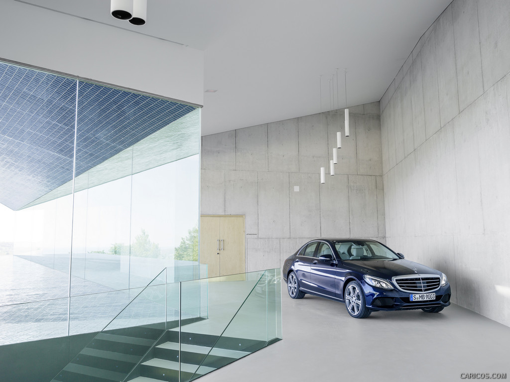 2015 Mercedes-Benz C-Class C300 BlueTEC HYBRID (Exclusiv Line) - Front