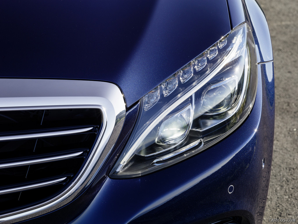 2015 Mercedes-Benz C-Class C300 BlueTEC HYBRID (Exclusiv Line) - Headlight