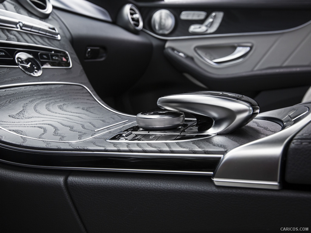 2015 Mercedes-Benz C-Class C400 4MATIC (US-Spec)   - Interior Detail