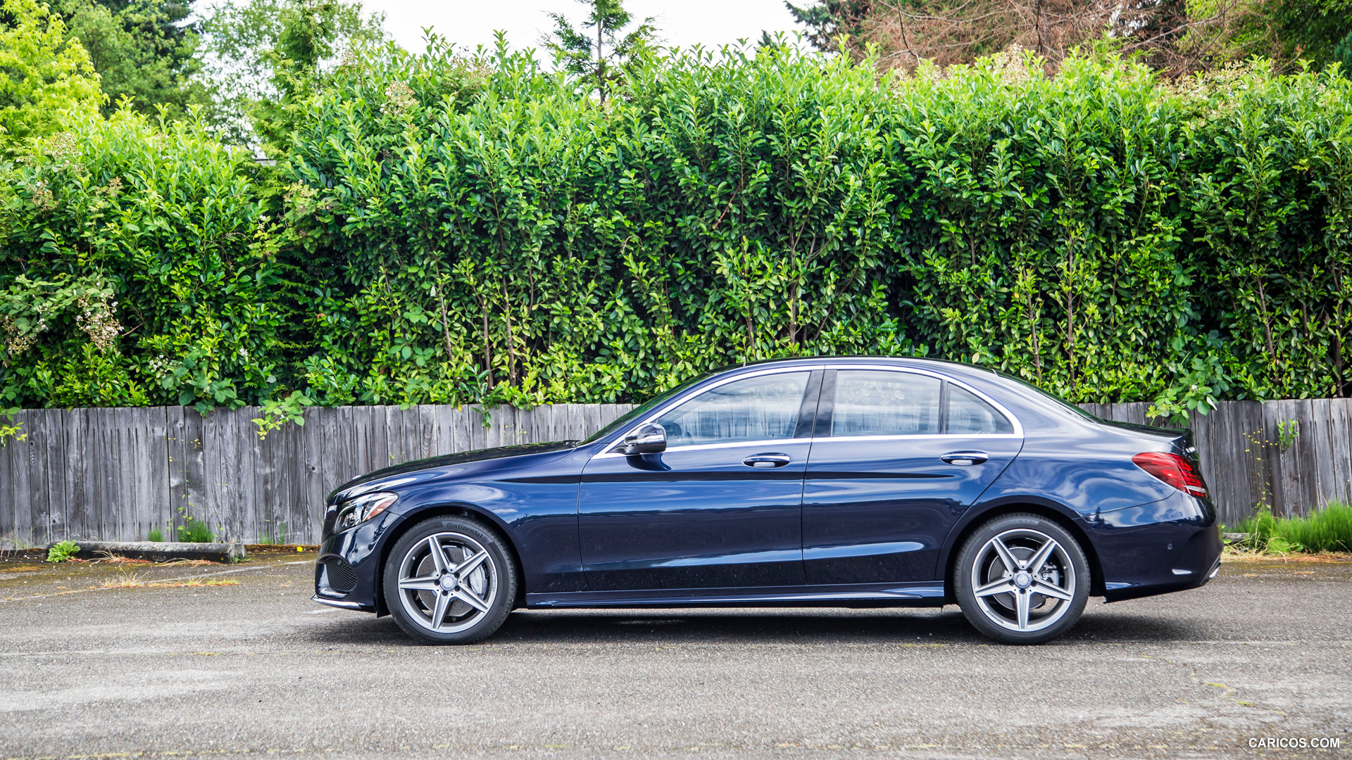 2015 Mercedes-Benz C-Class C400 4MATIC (US-Spec) - Side | Caricos