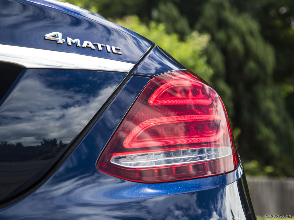 2015 Mercedes-Benz C-Class C400 4MATIC (US-Spec)   - Tail Light