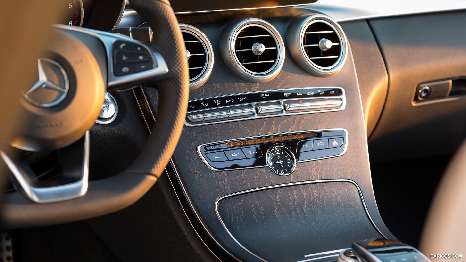 2015 Mercedes-Benz C-Class Estate  - Interior Detail, #33 of 173