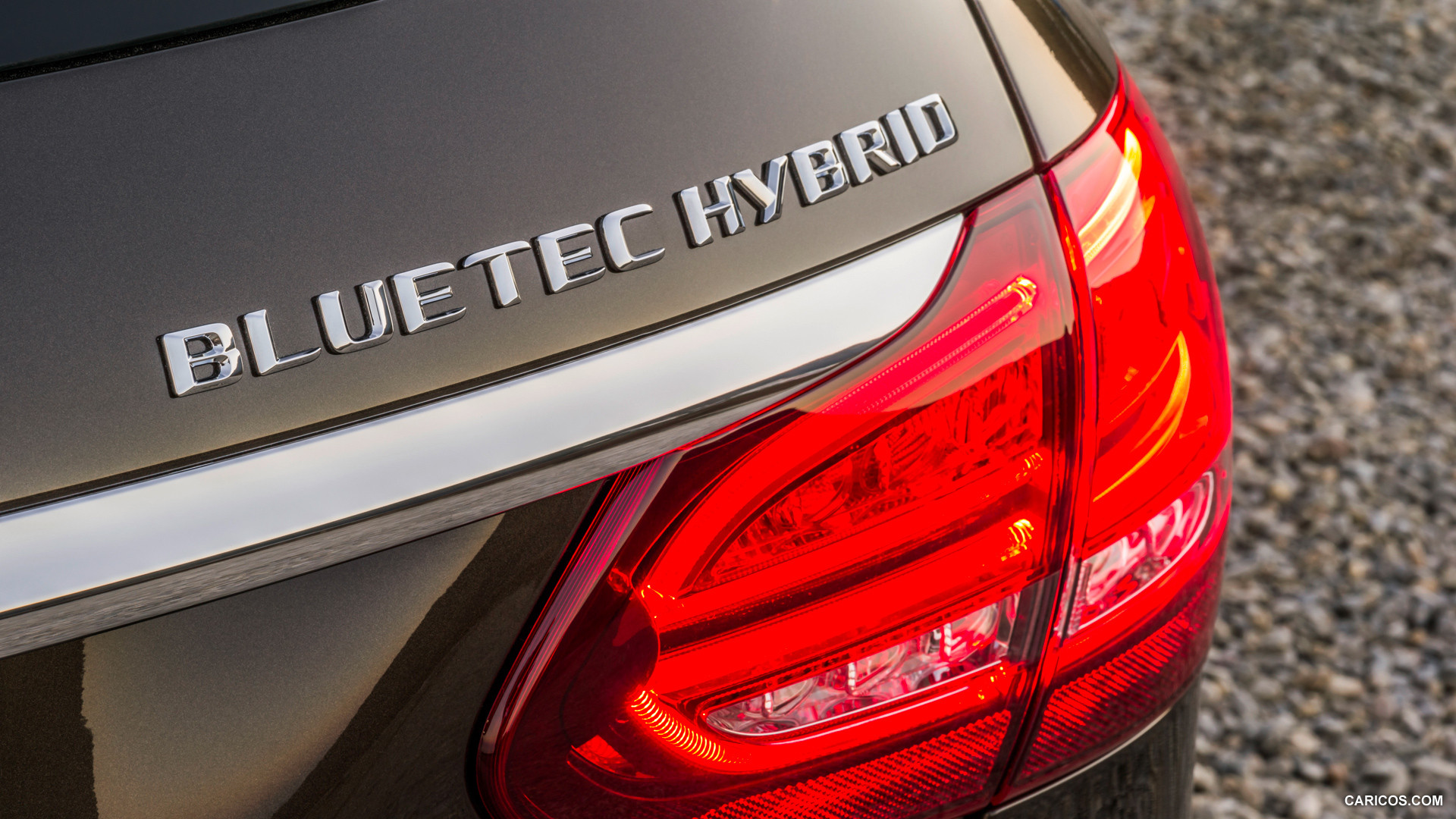 2015 Mercedes-Benz C-Class Estate C300 BlueTEC HYBRID (EXCLUSIV Luxury package) - Tail Light, #77 of 173