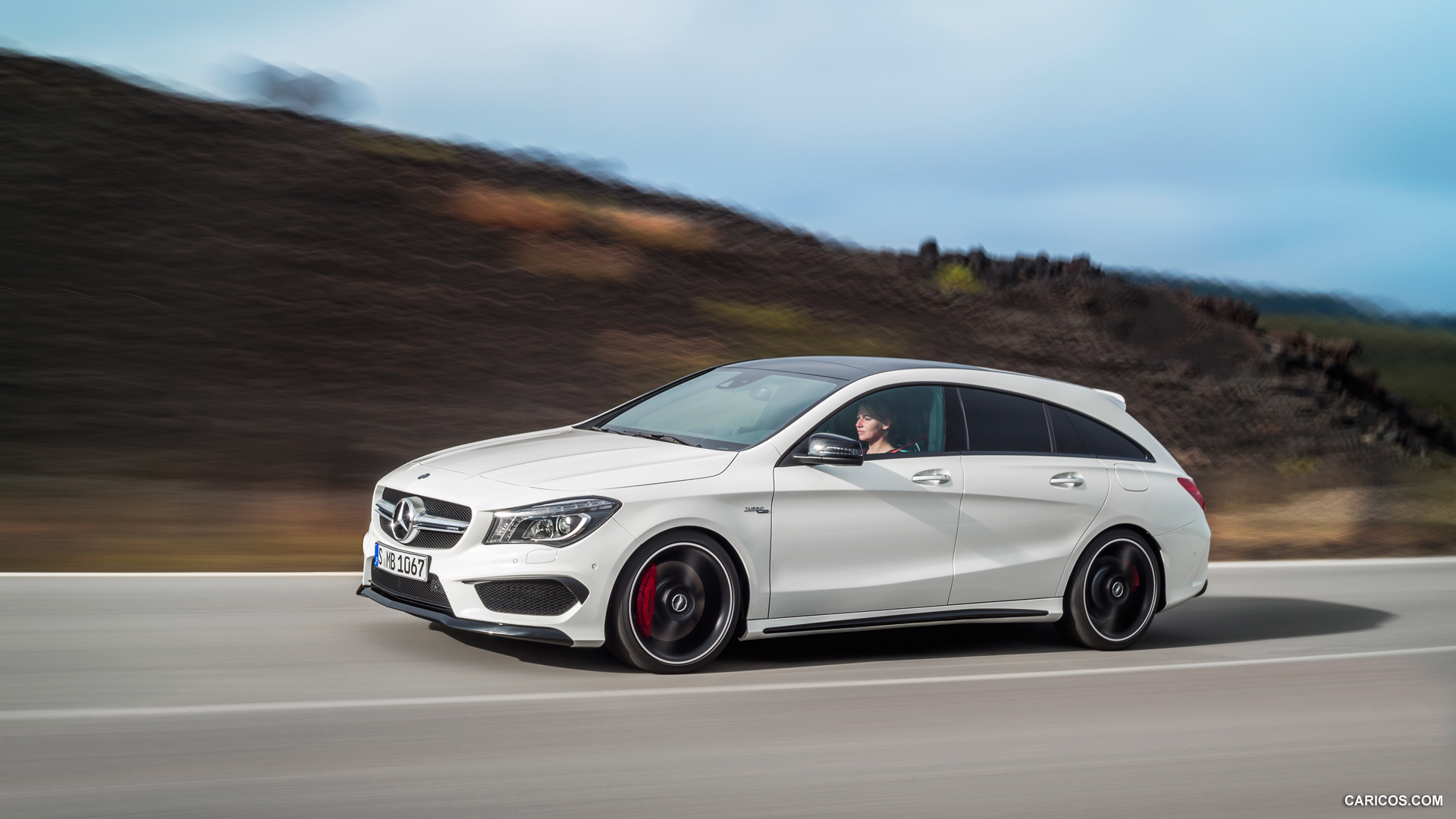 2015 Mercedes-Benz CLA 45 AMG Shooting Brake (Calcite White)  - Front, #1 of 70