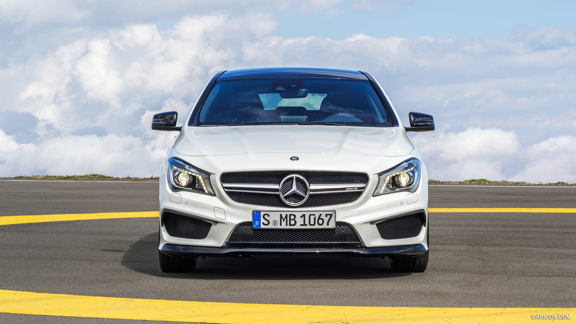 2015 Mercedes-Benz CLA 45 AMG Shooting Brake (Calcite White) - Front, #18 of 70