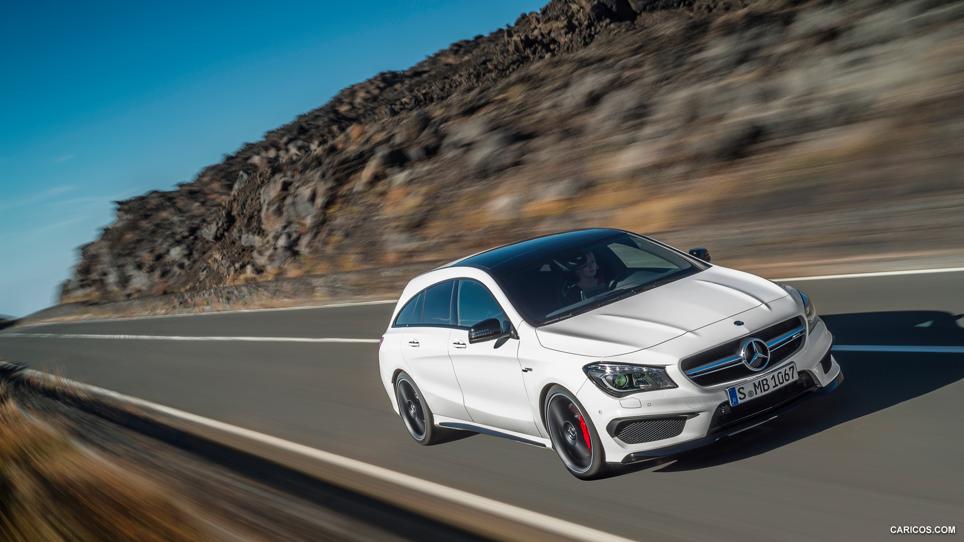 2015 Mercedes-Benz CLA 45 AMG Shooting Brake (Calcite White) - Front, #28 of 70