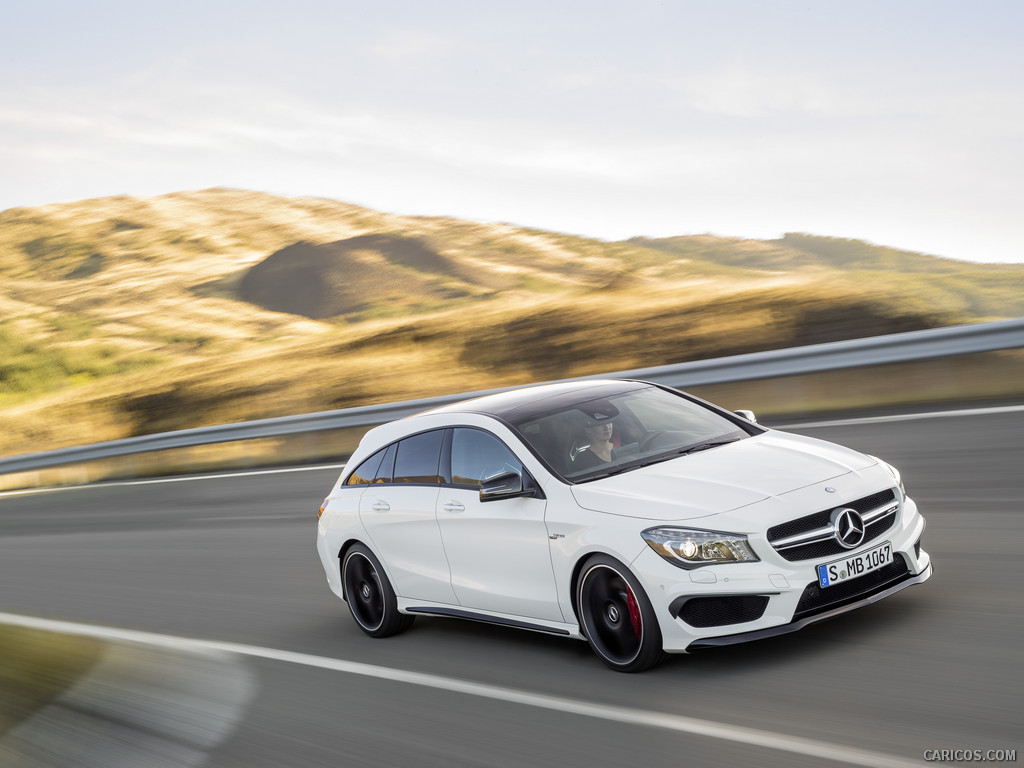 2015 Mercedes-Benz CLA 45 AMG Shooting Brake (Calcite White)  - Front