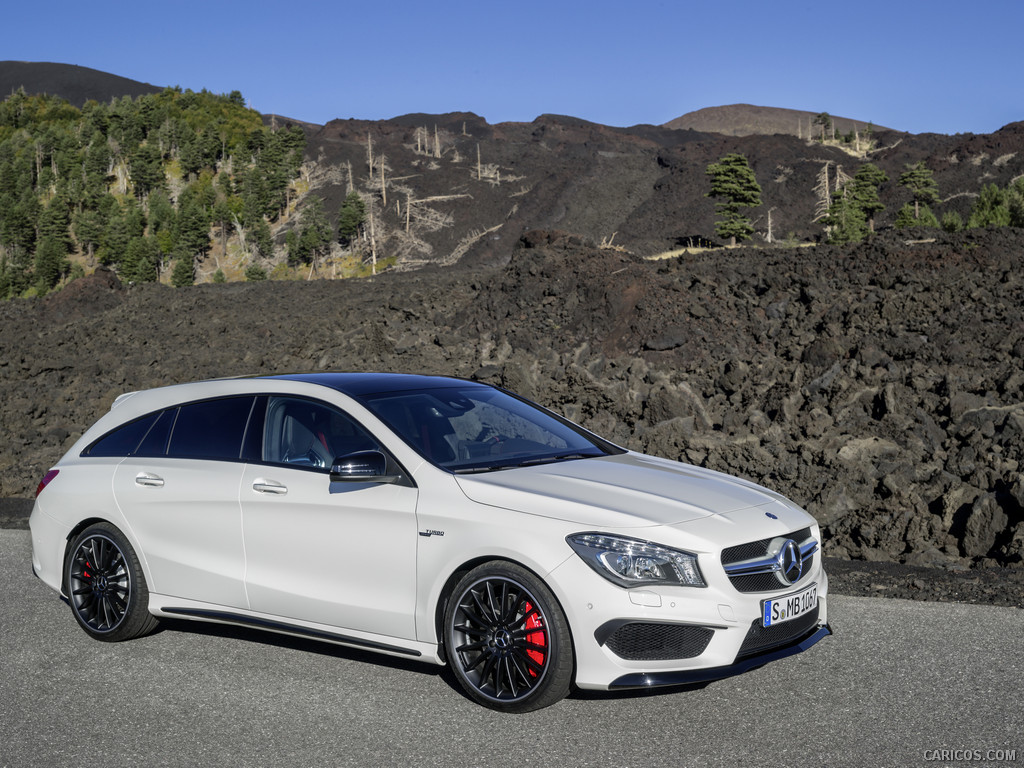 2015 Mercedes-Benz CLA 45 AMG Shooting Brake (Calcite White) - Front