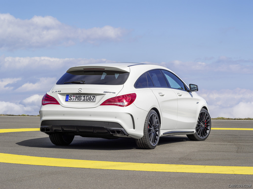 2015 Mercedes-Benz CLA 45 AMG Shooting Brake (Calcite White) - Rear