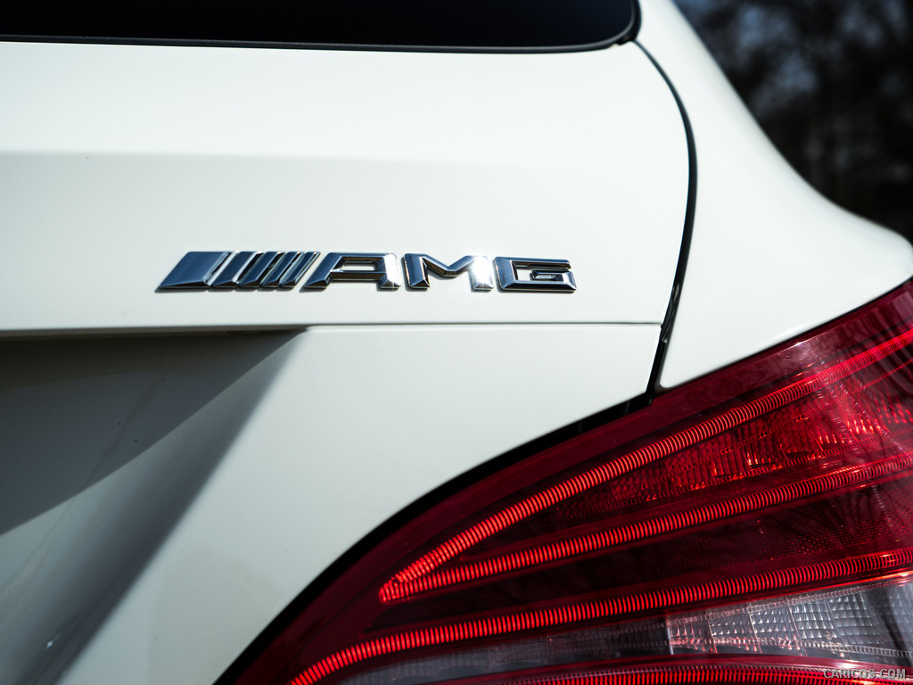 2015 Mercedes-Benz CLA 45 AMG Shooting Brake (UK-Spec)  - Badge