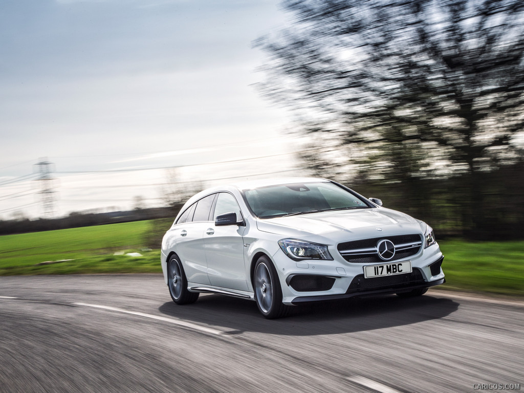 2015 Mercedes-Benz CLA 45 AMG Shooting Brake (UK-Spec)  - Front