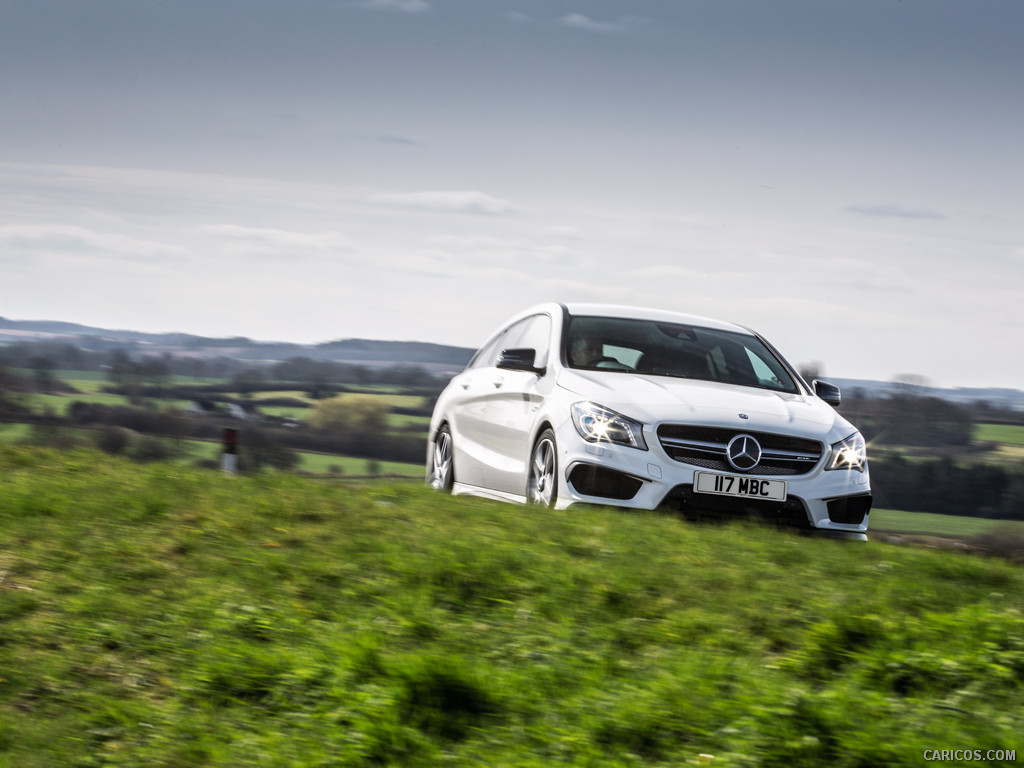 2015 Mercedes-Benz CLA 45 AMG Shooting Brake (UK-Spec)  - Front