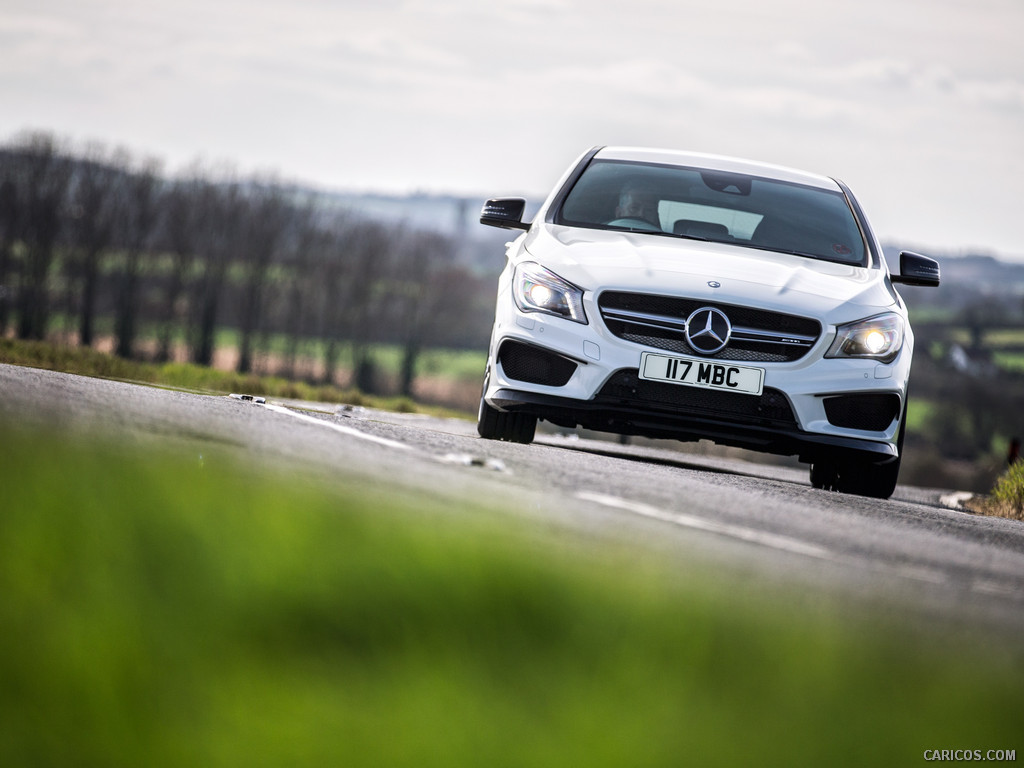 2015 Mercedes-Benz CLA 45 AMG Shooting Brake (UK-Spec)  - Front