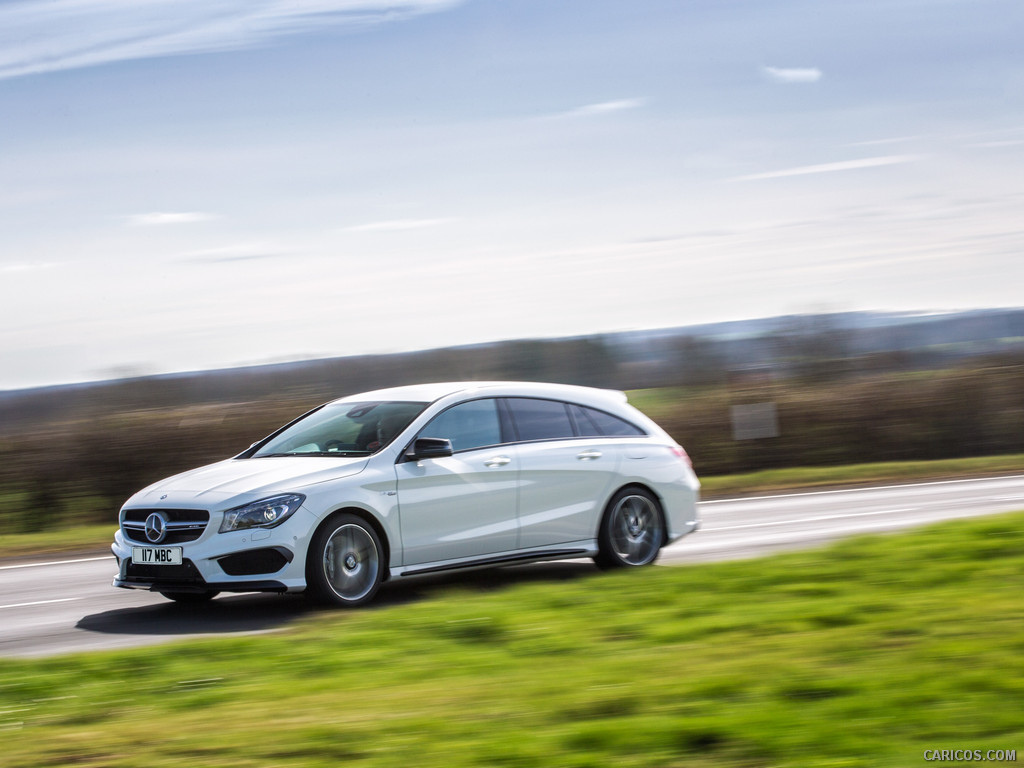 2015 Mercedes-Benz CLA 45 AMG Shooting Brake (UK-Spec)  - Side