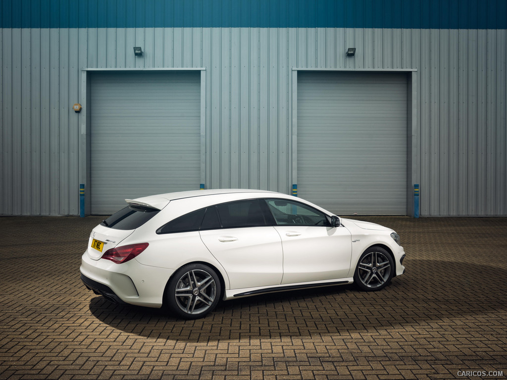 2015 Mercedes-Benz CLA 45 AMG Shooting Brake (UK-Spec)  - Side