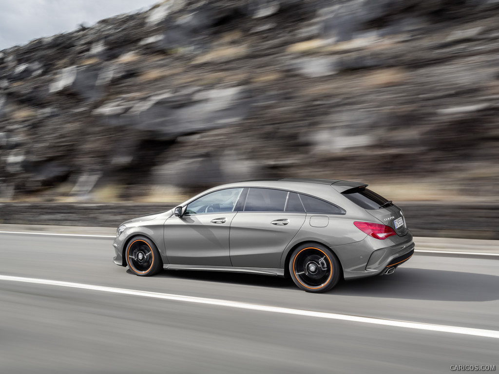 2015 Mercedes-Benz CLA-Class CLA 250 4MATIC Shooting Brake OrangeArt (Mountain Grey) - Side