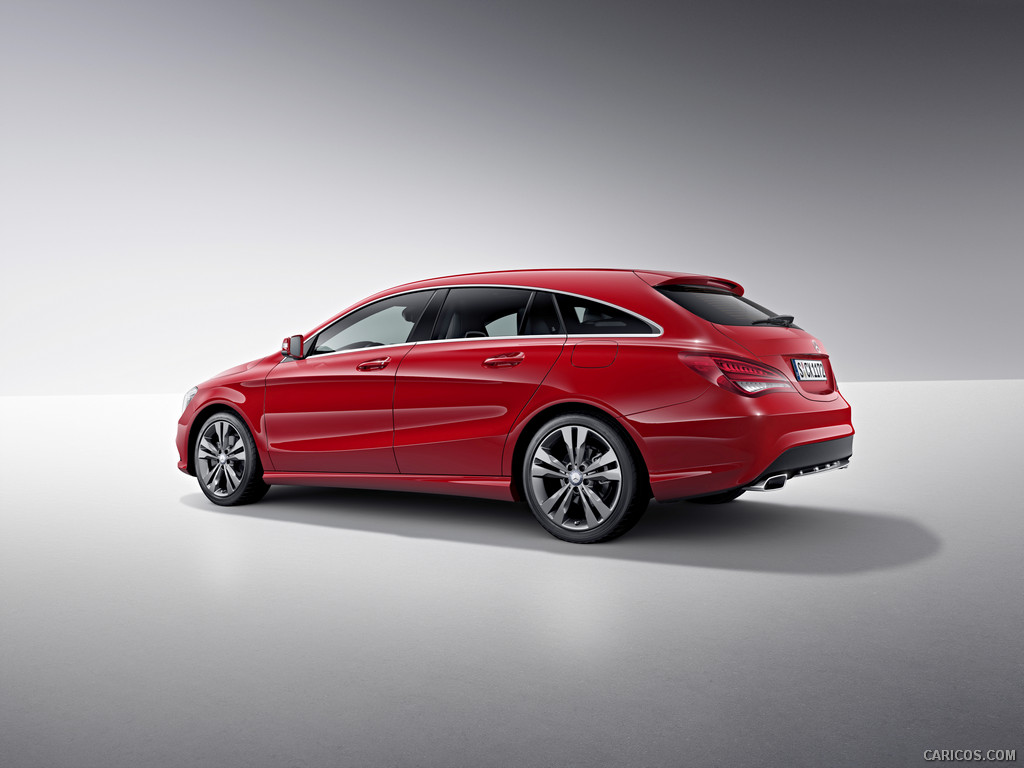 2015 Mercedes-Benz CLA-Class Shooting Brake (Jupiter Red) - Side