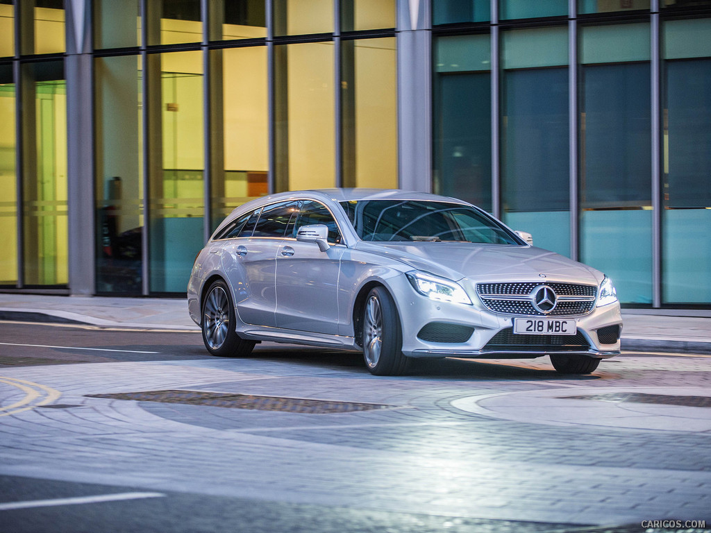 2015 Mercedes-Benz CLS-Class CLS 350 BlueTEC Shooting Brake (UK-Spec)  - Front