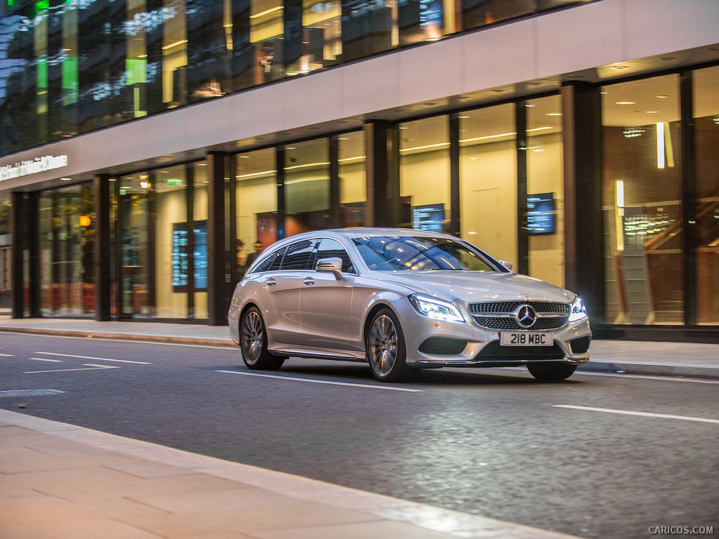 2015 Mercedes-Benz CLS-Class CLS 350 BlueTEC Shooting Brake (UK-Spec)  - Front