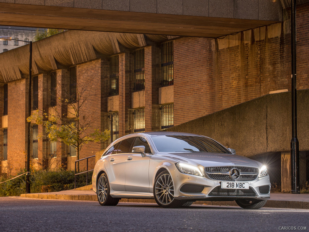 2015 Mercedes-Benz CLS-Class CLS 350 BlueTEC Shooting Brake (UK-Spec)  - Front