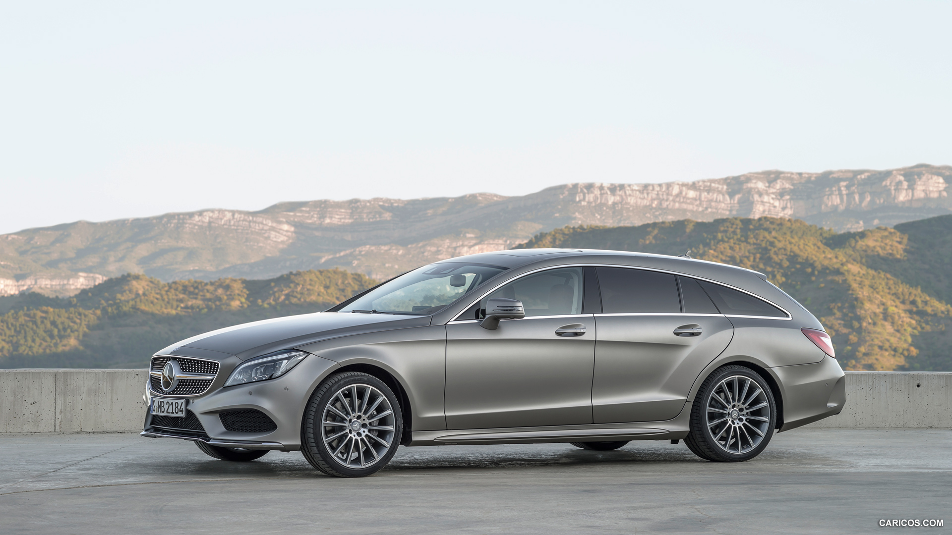 2015 Mercedes-Benz CLS-Class CLS 400 Shooting Brake  - Side, #14 of 87