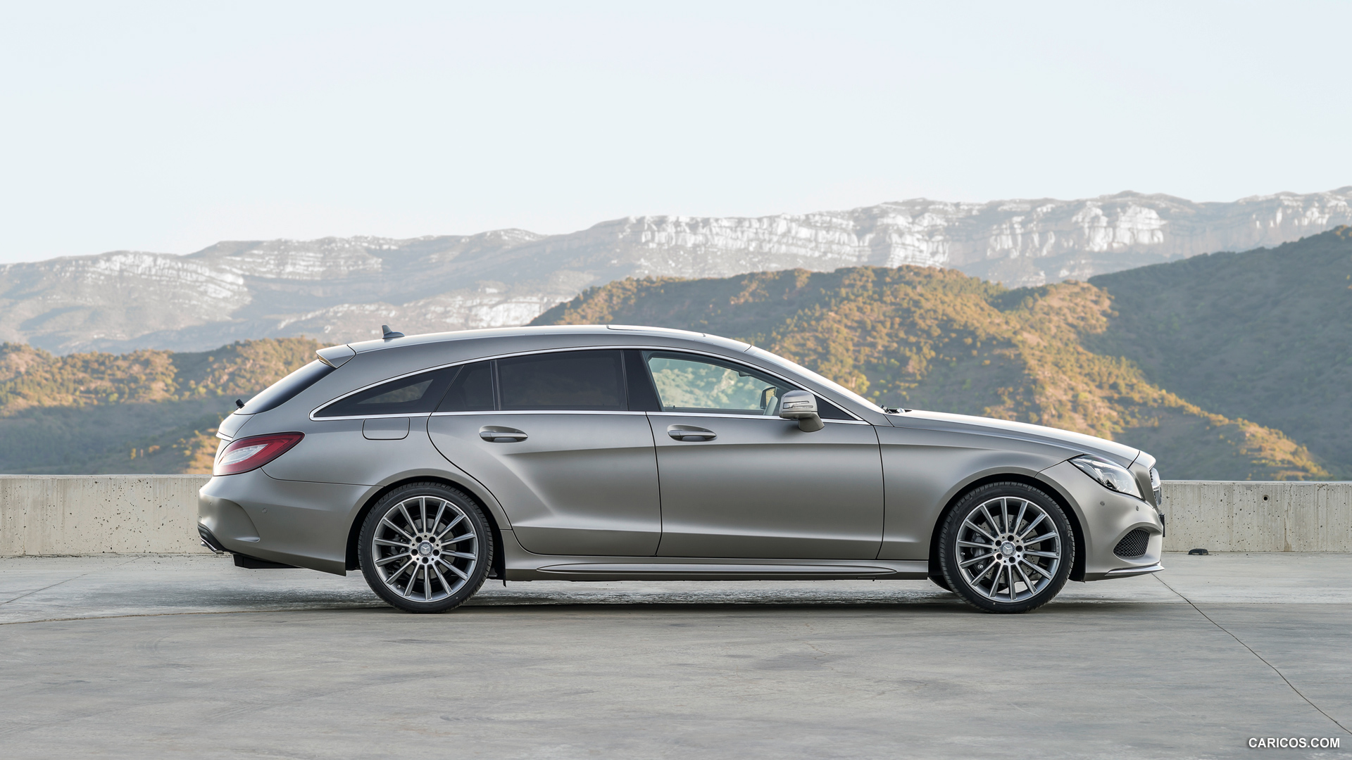 2015 Mercedes-Benz CLS-Class CLS 400 Shooting Brake  - Side, #15 of 87