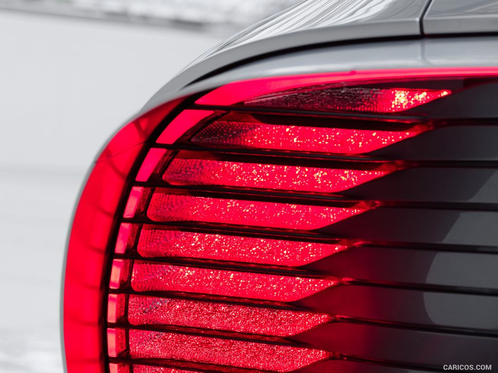 2015 Mercedes-Benz Concept IAA (Intelligent Aerodynamic Automobile) - Tail Light