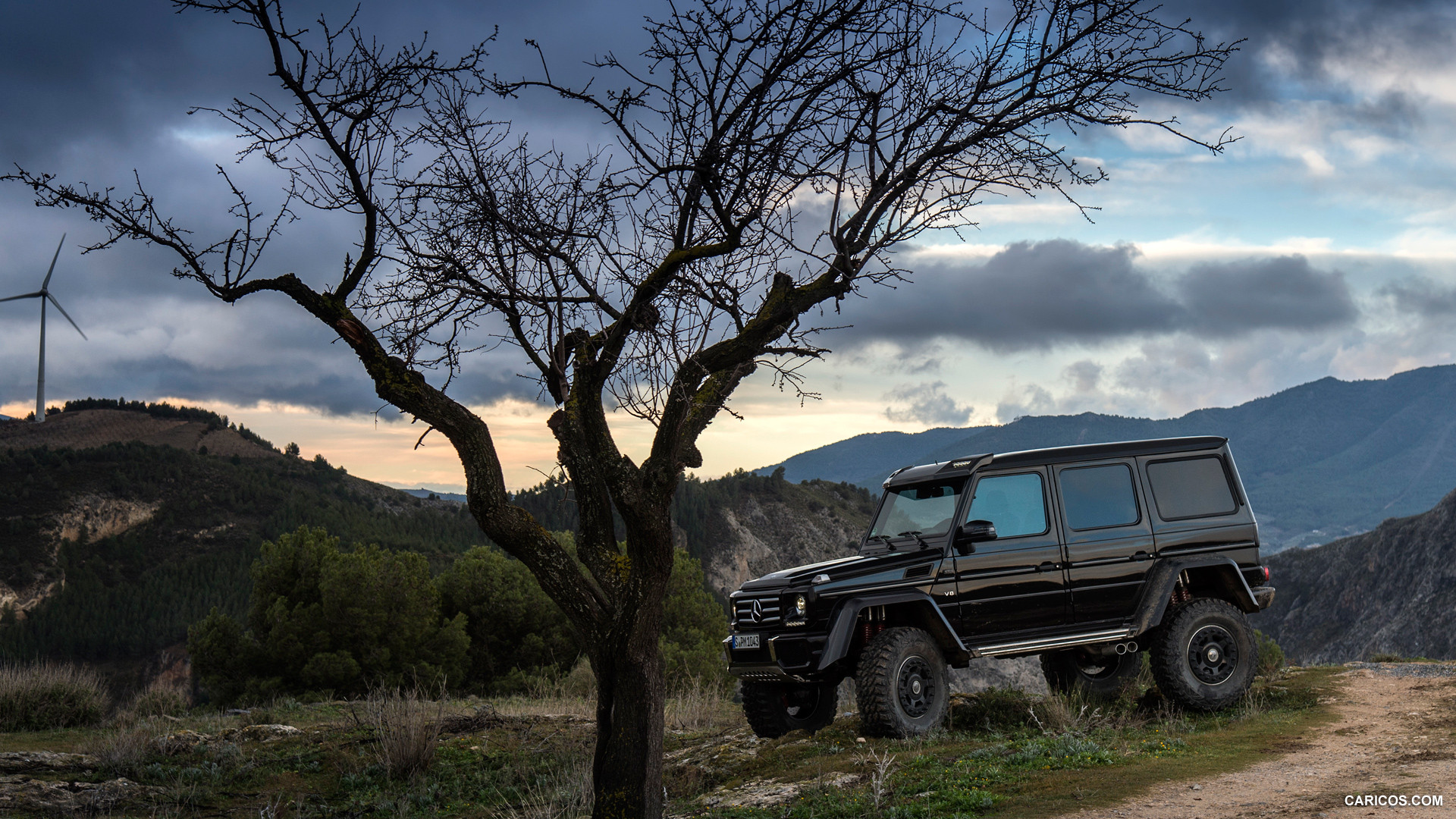 2015 Mercedes-Benz G500 4x4² Concept  - Side, #7 of 52