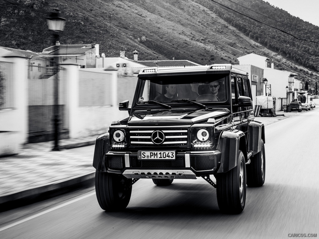 2015 Mercedes-Benz G500 4x4² Concept  - Front