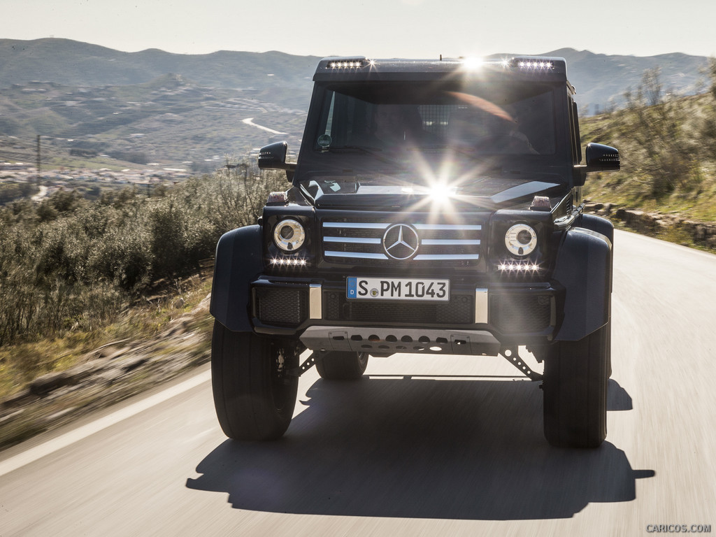 2015 Mercedes-Benz G500 4x4² Concept  - Front