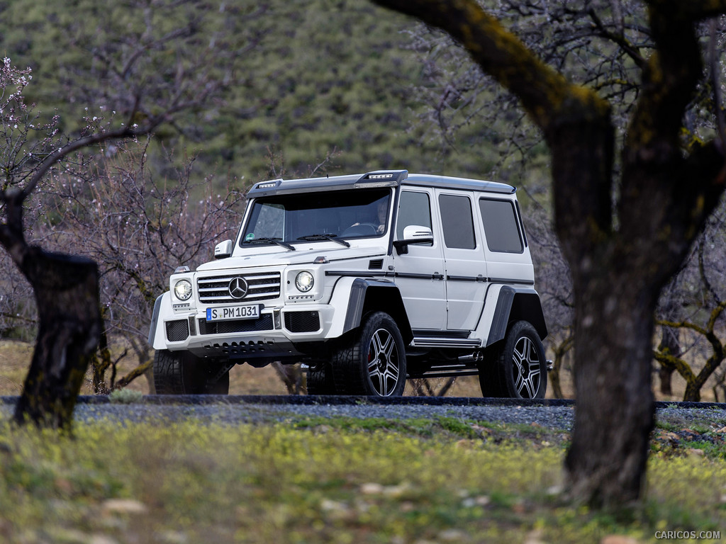 2015 Mercedes-Benz G500 4x4² Concept  - Front