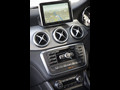 2015 Mercedes-Benz GLA 200 CDI (UK-Version)  - Central Console