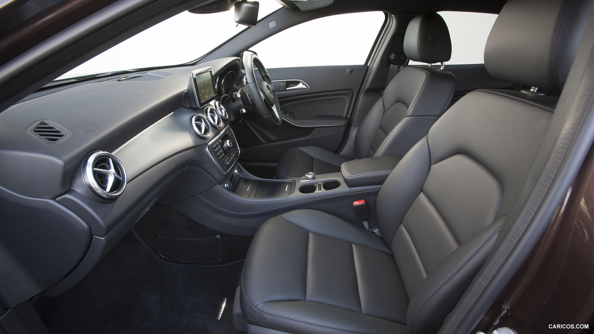 2015 Mercedes-Benz GLA 200 CDI (UK-Version)  - Interior, #228 of 274