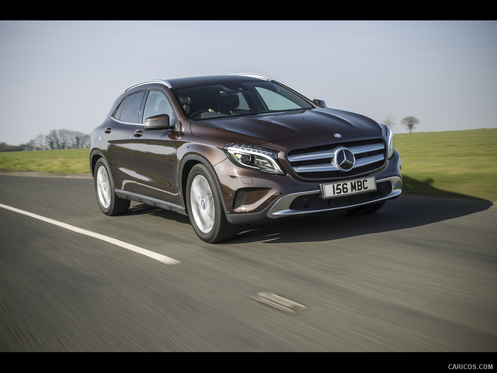 2015 Mercedes-Benz GLA 200 CDI (UK-Version)  - Front