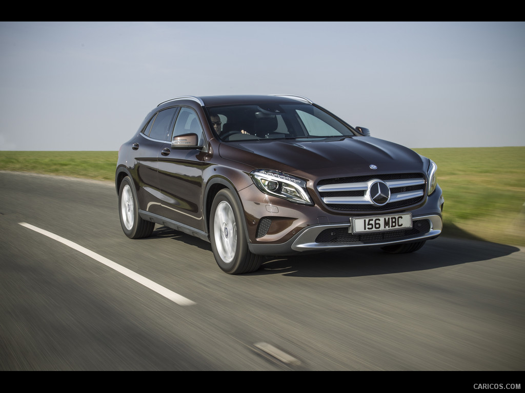 2015 Mercedes-Benz GLA 200 CDI (UK-Version)  - Front