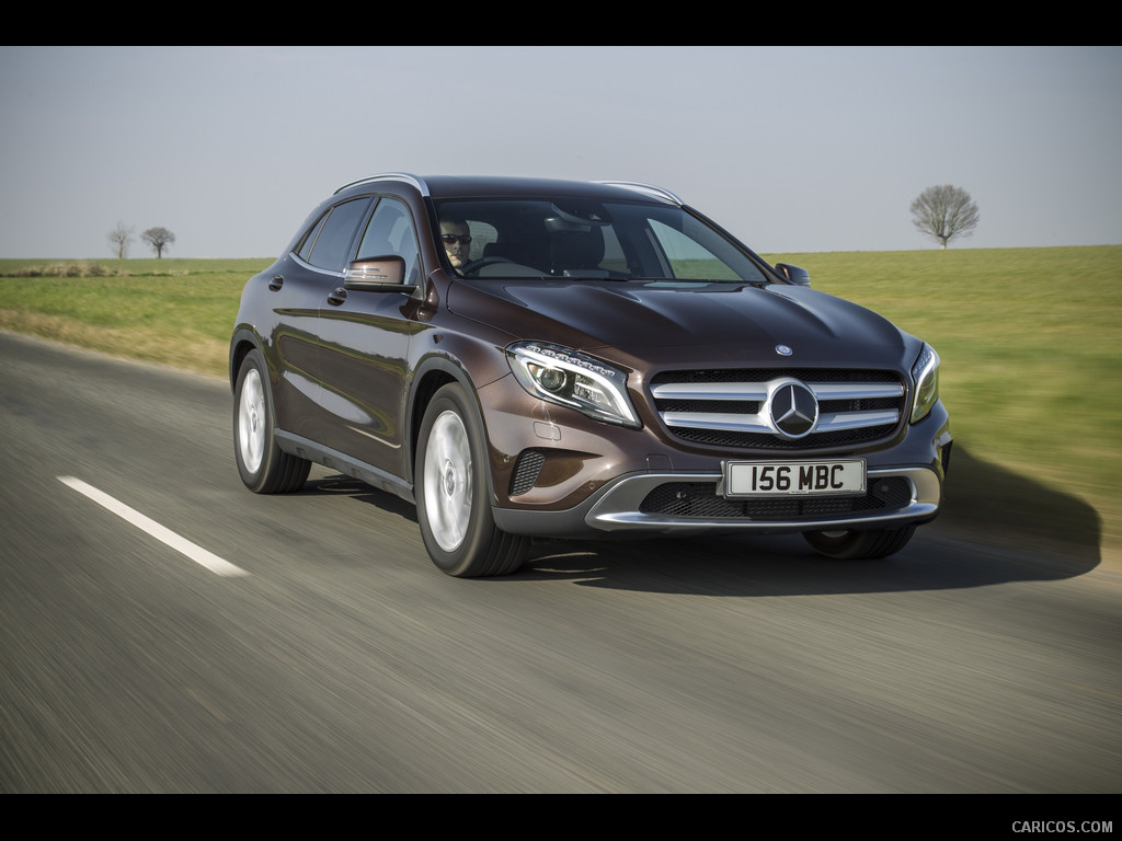 2015 Mercedes-Benz GLA 200 CDI (UK-Version)  - Front