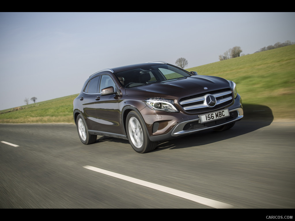 2015 Mercedes-Benz GLA 200 CDI (UK-Version)  - Front