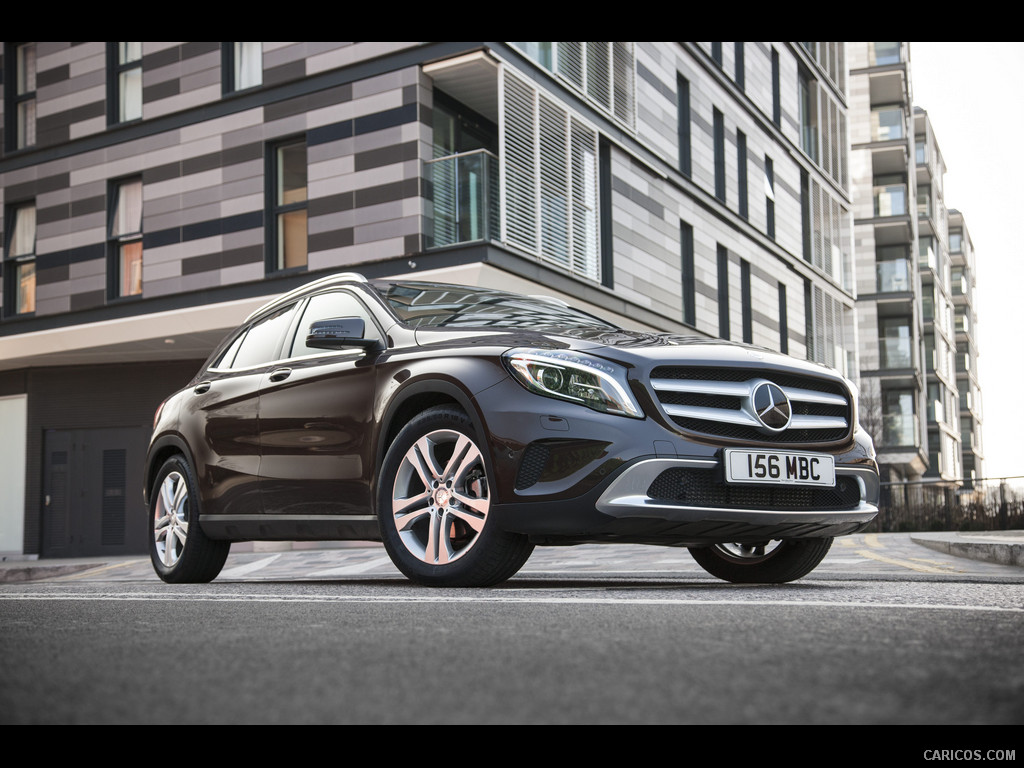 2015 Mercedes-Benz GLA 200 CDI (UK-Version)  - Front