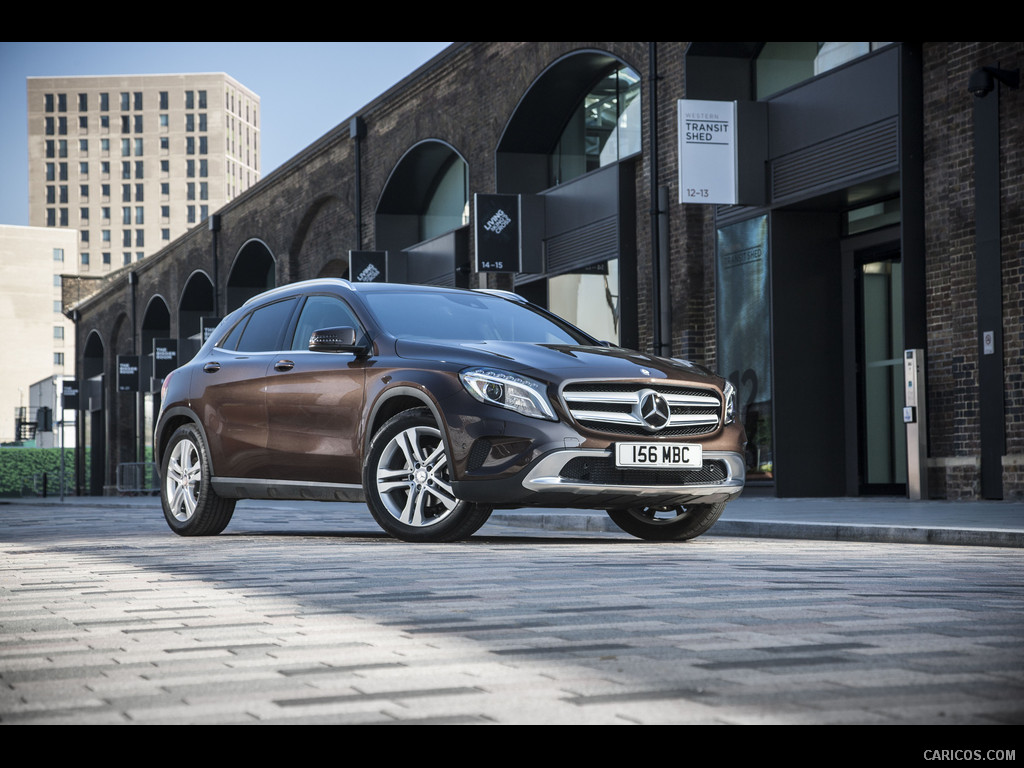 2015 Mercedes-Benz GLA 200 CDI (UK-Version)  - Front