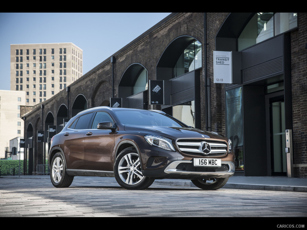 2015 Mercedes-Benz GLA 200 CDI (UK-Version)  - Front